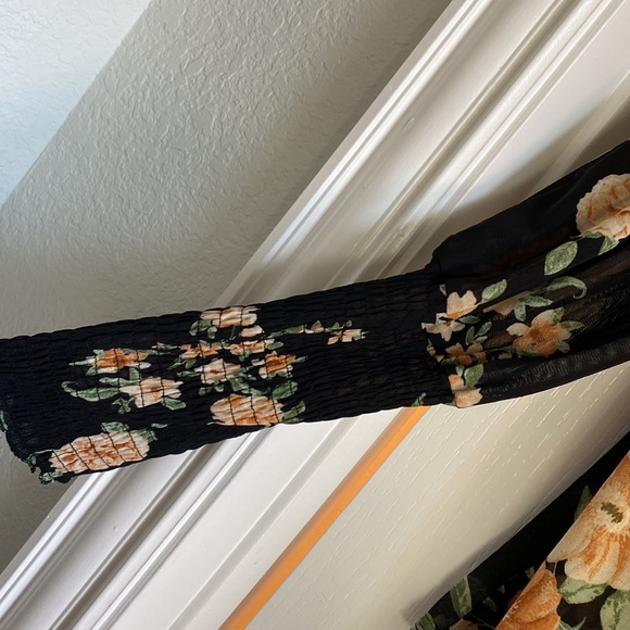 NWT Floral Mesh Ember blouse - Picture 3 of 4